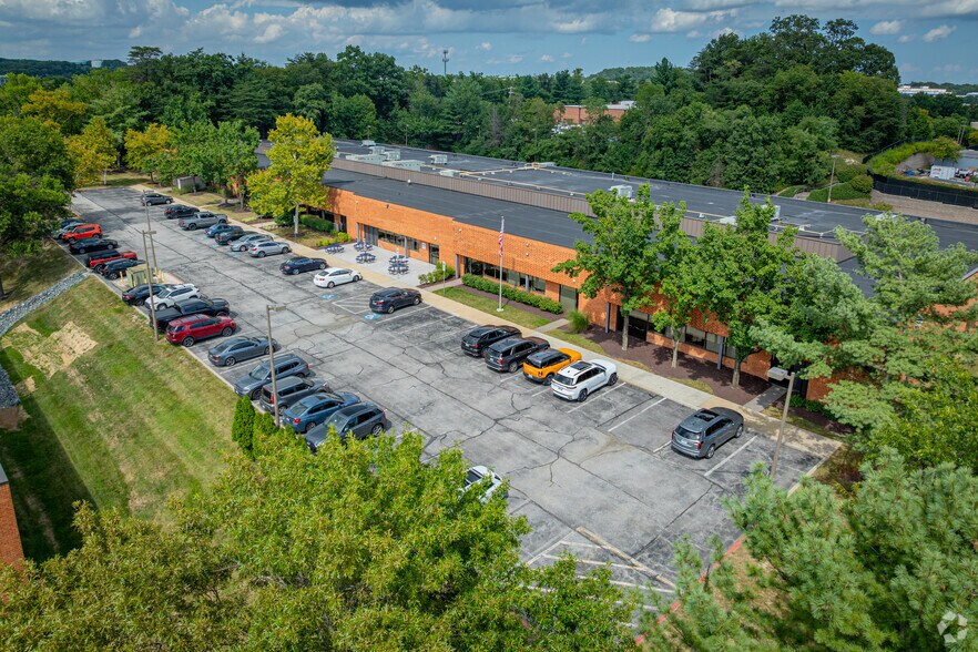 More Photos Of 8530 Corridor Rd, Jessup Flex For Lease