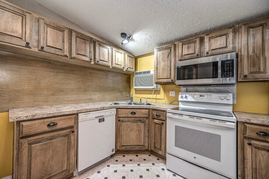 More Photos Of 20985 Portland Ave, Purcell Land For Sale