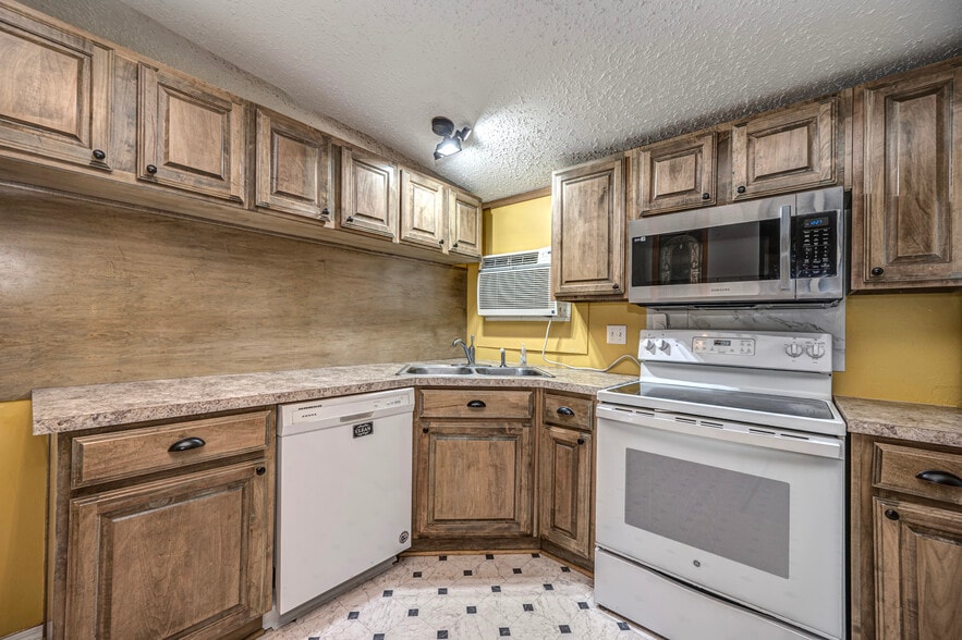 More Photos Of 20985 Portland Ave, Purcell Land For Sale