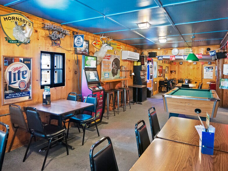 More Photos Of 4262 N Abbe Rd, Comins Bar For Sale
