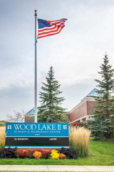 More Photos Of 10101 Innovation Dr, Milwaukee Office For Lease