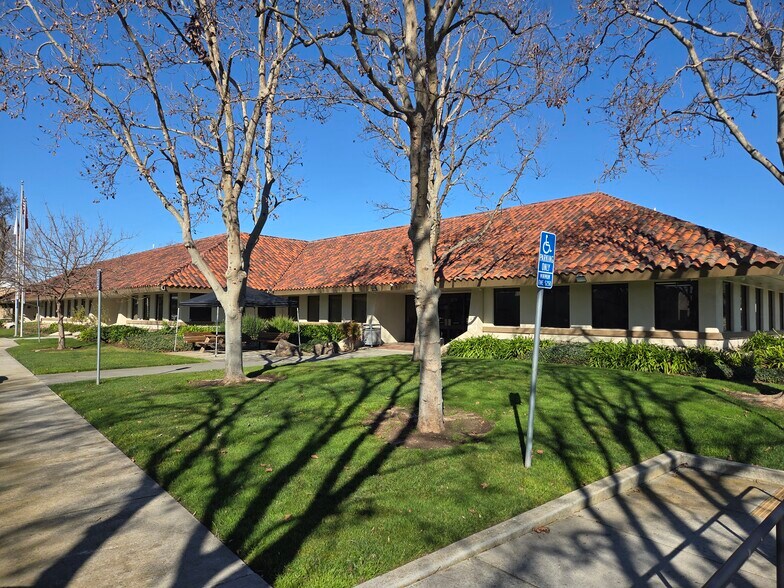 Primary Photo Of 8100 Camino Arroyo, Gilroy Manufacturing For Sale