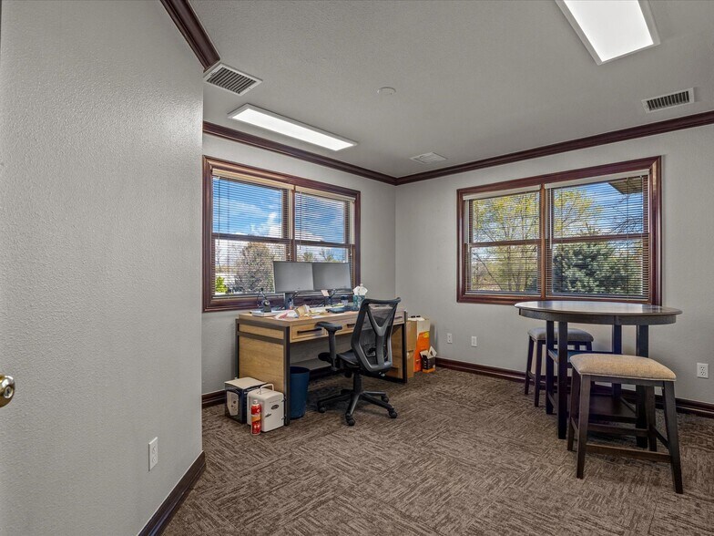 More Photos Of 800 Belford Ave, Grand Junction Office For Sale