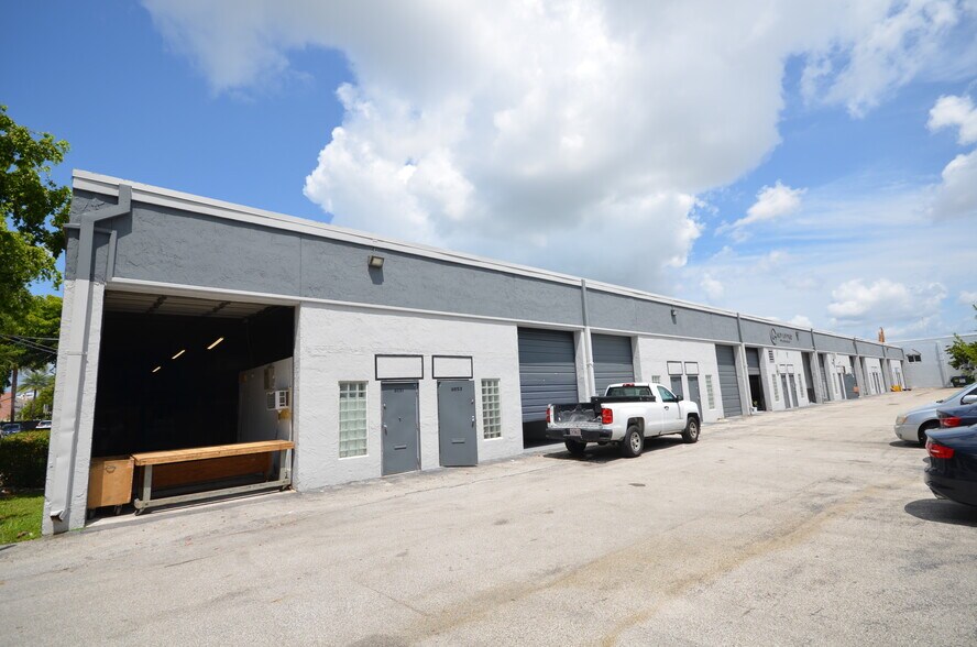 More Photos Of 8051-8073 NW 54th St, Miami Industrial For Sale