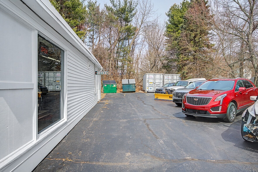 More Photos Of 298 Village St, Medway Warehouse For Sale