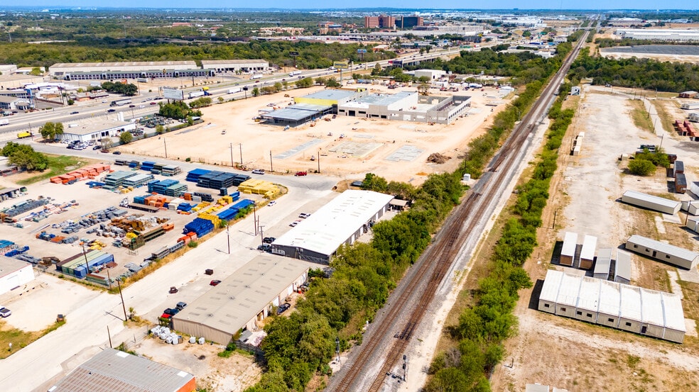 More Photos Of 3534-3542 Copeland Dr, San Antonio Light Manufacturing For Lease