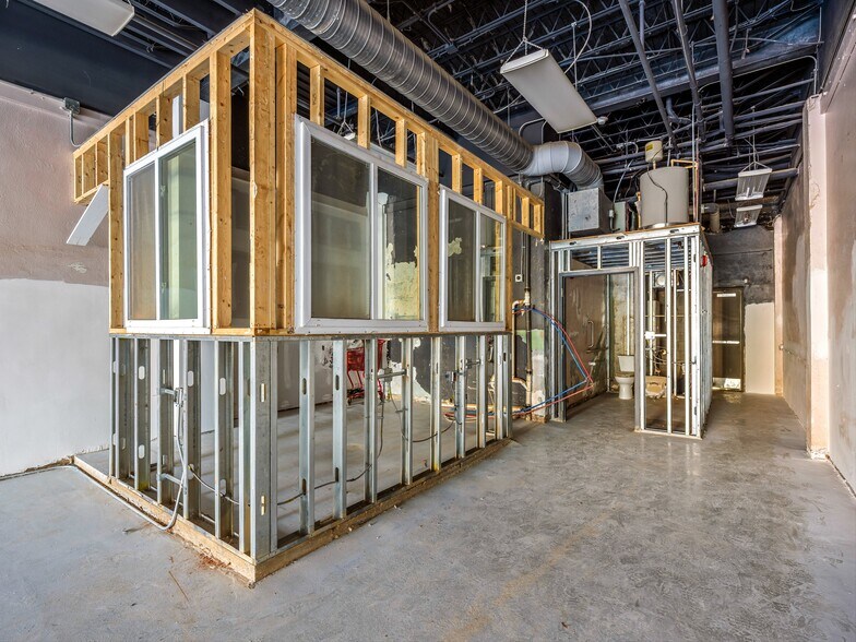 More Photos Of 408 Depot St, Asheville Medical For Sale