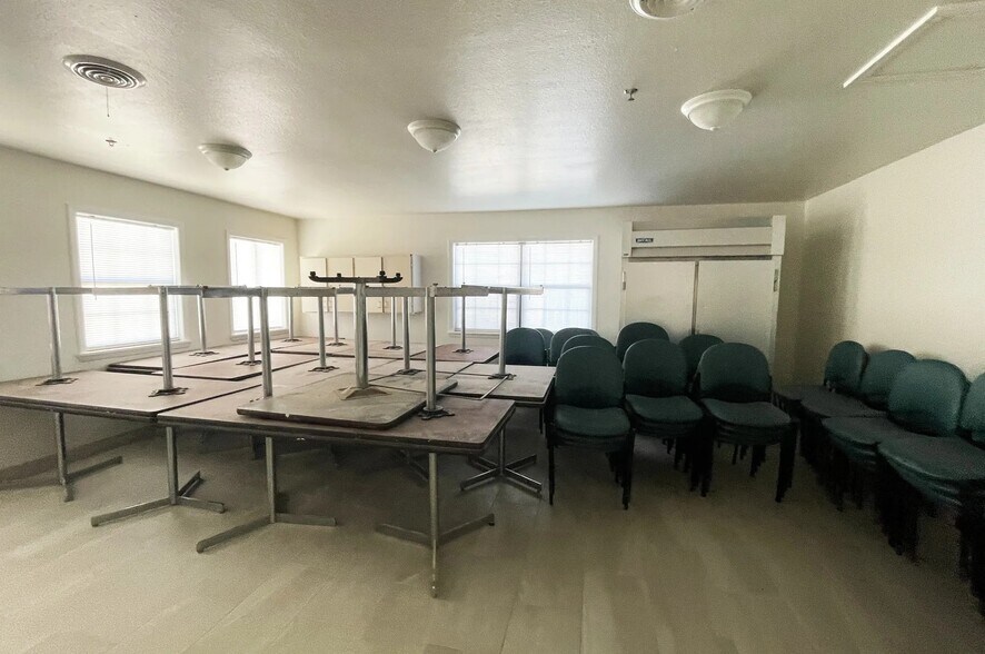 More Photos Of 2500 Folsom Rd, Amarillo Daycare Center For Sale