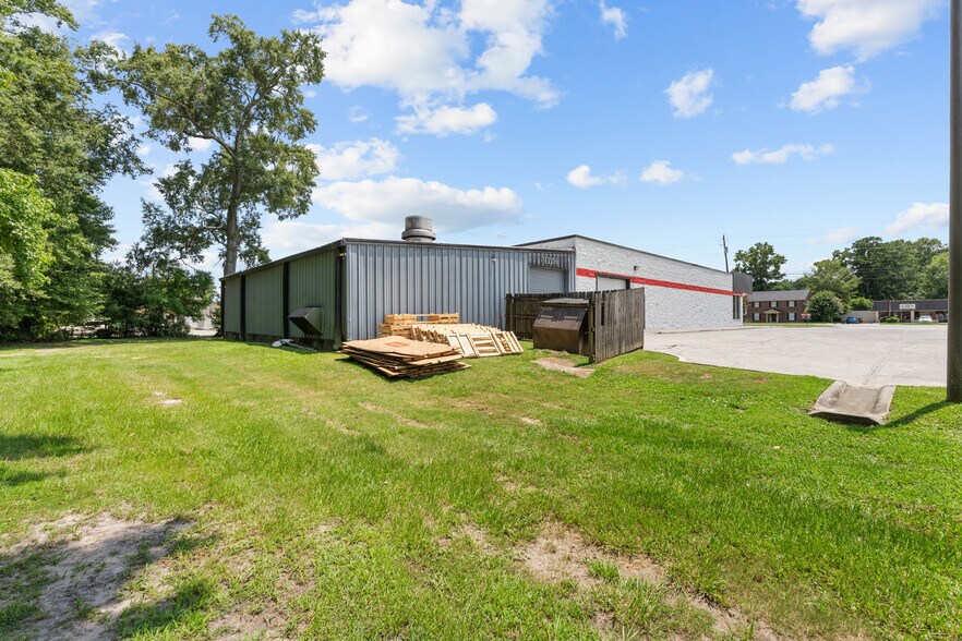 More Photos Of 4828 Augusta Rd, Garden City Freestanding For Sale