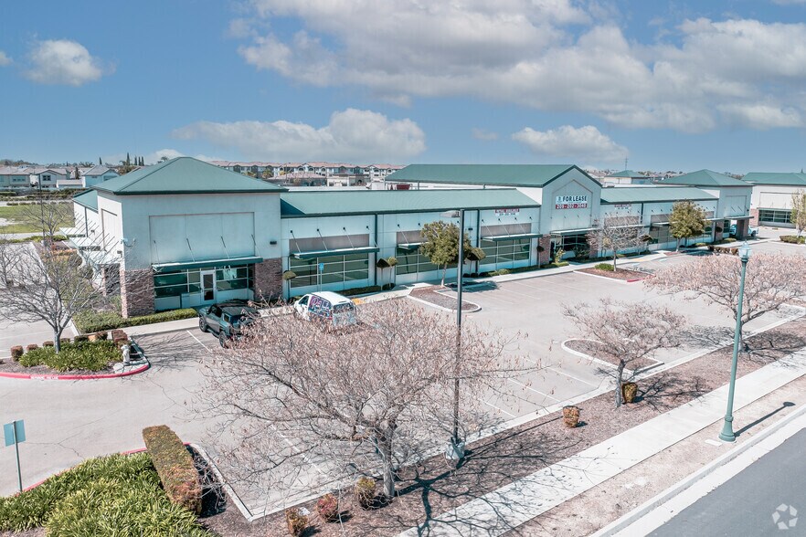 More Photos Of 17395 S Manthey Rd, Lathrop Medical For Sale