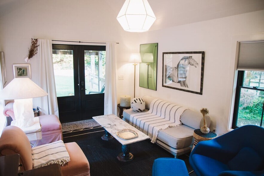 More Photos Of 21405 Parks Mill Rd, Abingdon Lodge Meeting Hall For Sale