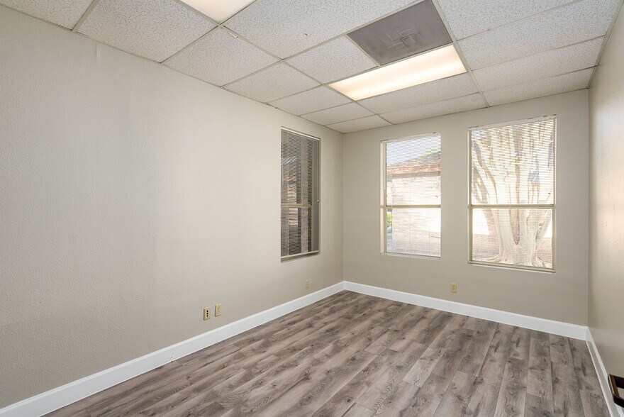 More Photos Of 8627 Cinnamon Creek Dr, San Antonio Medical For Lease