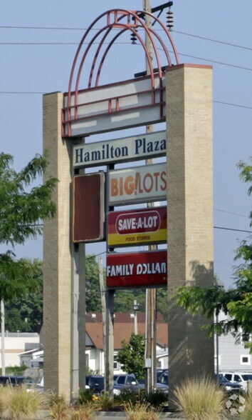 More Photos Of 2250-2600 Dixie Hwy, Hamilton Unknown For Lease
