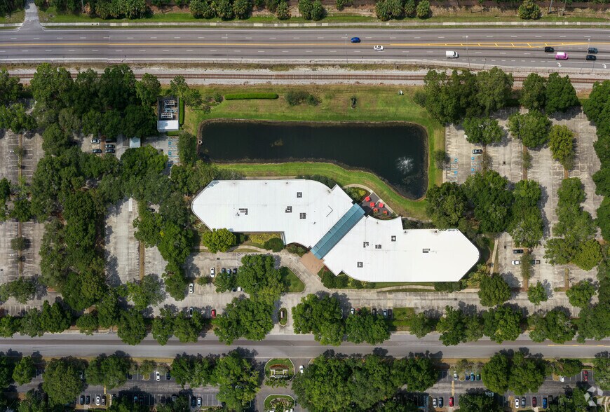 More Photos Of 3350 Buschwood Park Dr, Tampa Office For Lease