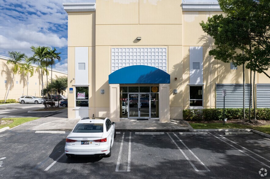 More Photos Of 5900 NW 97th Ave, Doral Warehouse For Sale