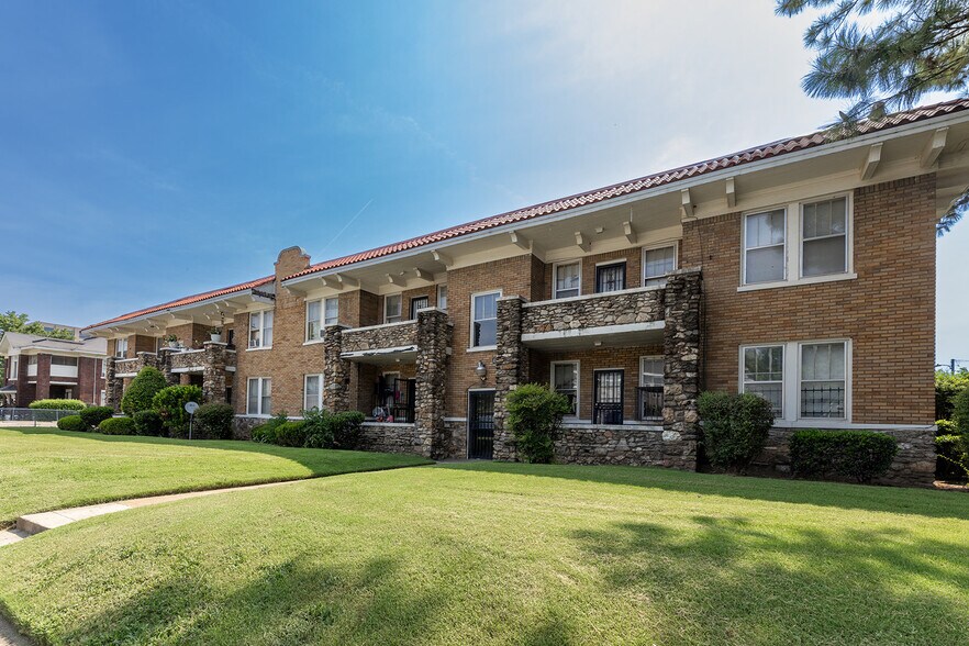 More Photos Of , Memphis Multifamily For Sale