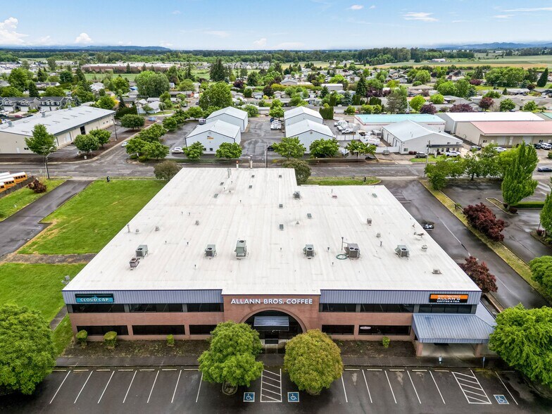 More Photos Of 1852 Fescue St SE, Albany Office For Sale