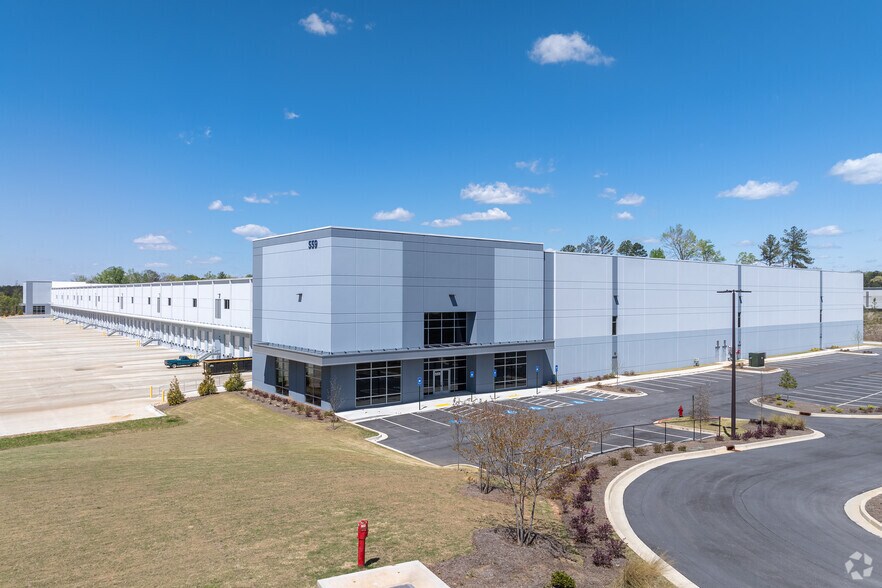 Primary Photo Of 400 Jerry Steele Ln, McDonough Distribution For Lease