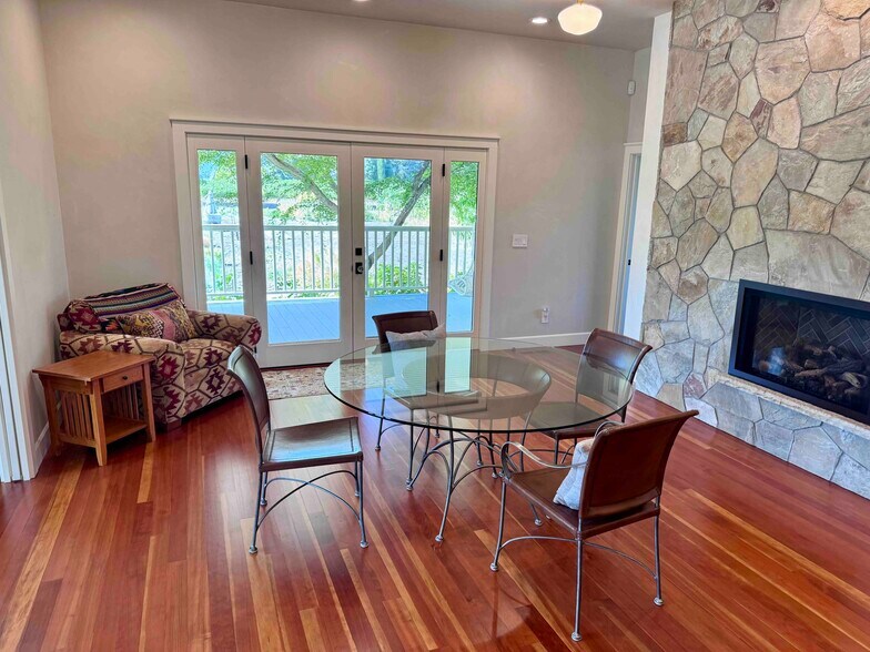 More Photos Of 1555 Skellinger Ln, Napa Coworking Space