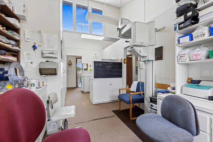 More Photos Of 781 Roza Dr, Zillah Healthcare For Sale