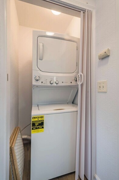 More Photos Of 3317 E 8th St, Los Angeles Apartments For Sale