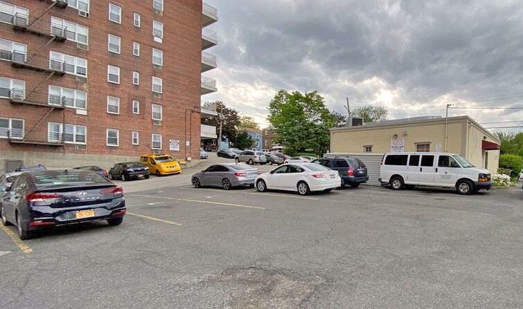 More Photos Of 54 Yonkers Ave, Yonkers Office For Lease