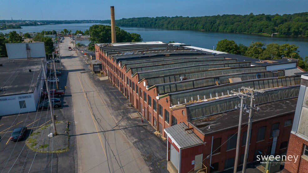 More Photos Of 727 School St, Pawtucket Manufacturing For Lease