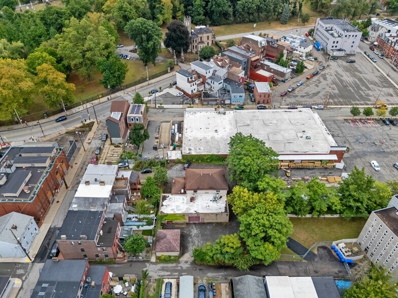 More Photos Of 4745 Modoc St, Pittsburgh Office For Sale