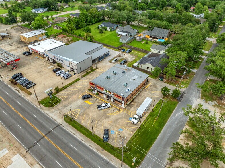 More Photos Of 3800 Ryan St, Lake Charles Storefront For Sale