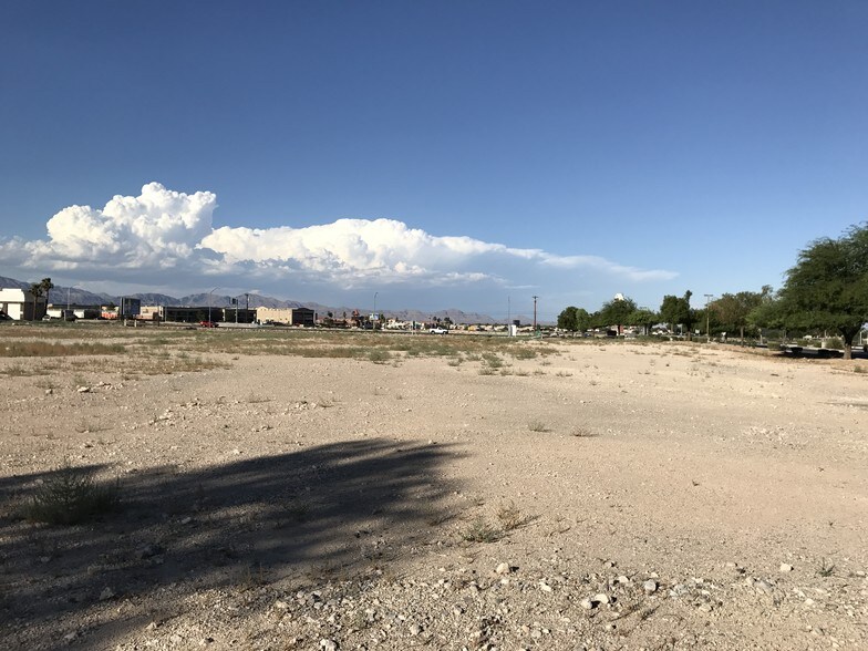 More Photos Of SW Rancho Dr & Cheyenne Ave, Las Vegas Land For Lease