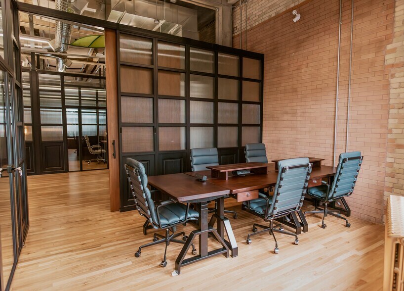 More Photos Of 14 Erb St W, Waterloo Coworking Space