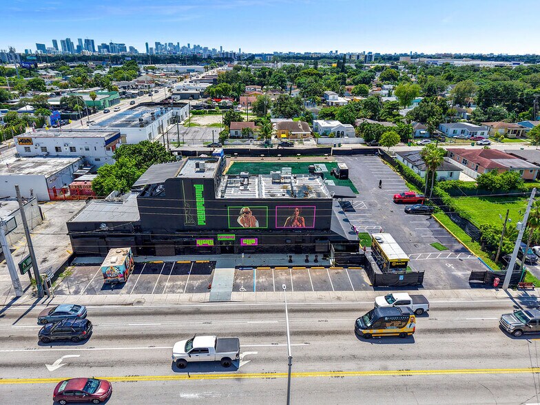 More Photos Of 728 NW 79 Street, Miami Bar For Sale