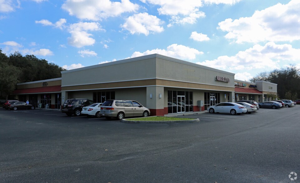 Primary Photo Of 4120 Corley Island Rd, Leesburg Storefront Retail Office For Lease