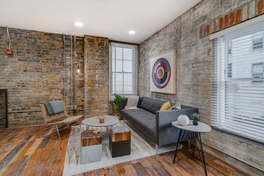 More Photos Of 282 6th St E, Saint Paul Apartments For Sale