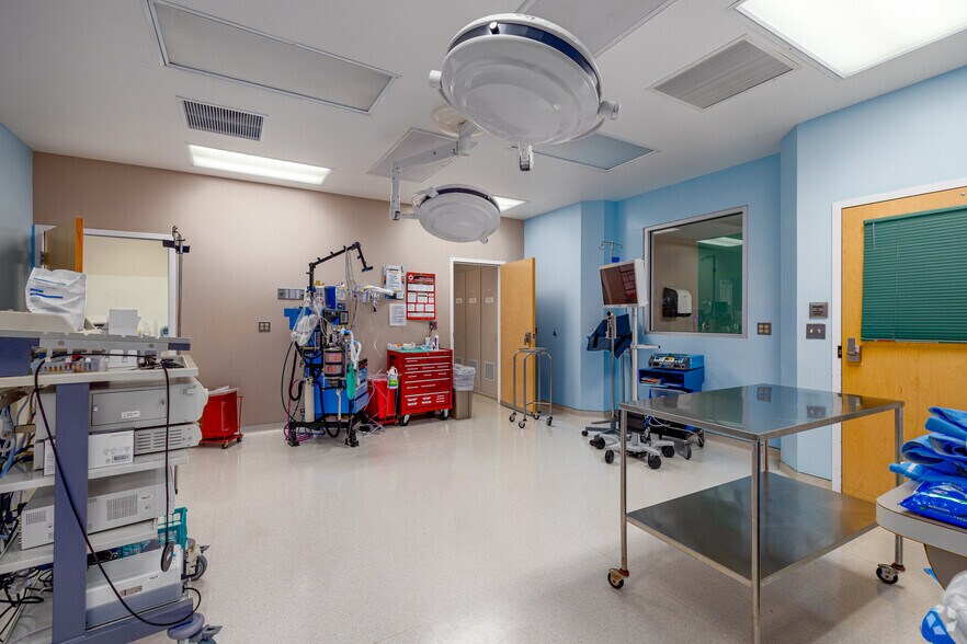 More Photos Of 1133 E Chestnut Ave, Vineland Office For Sale