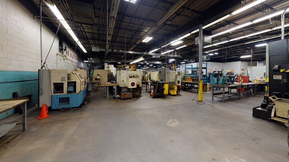 More Photos Of 1085 Industrial Blvd, Southampton Manufacturing For Sale