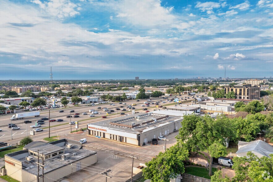 More Photos Of 318 S Central Expy, Richardson Unknown For Lease