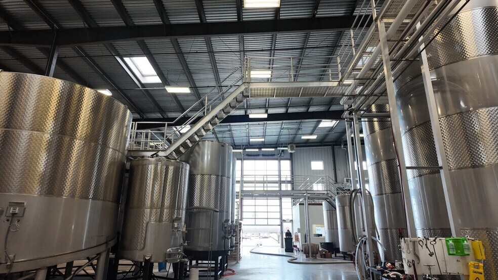 More Photos Of 8111 Keene Rd, West Richland Manufacturing For Lease