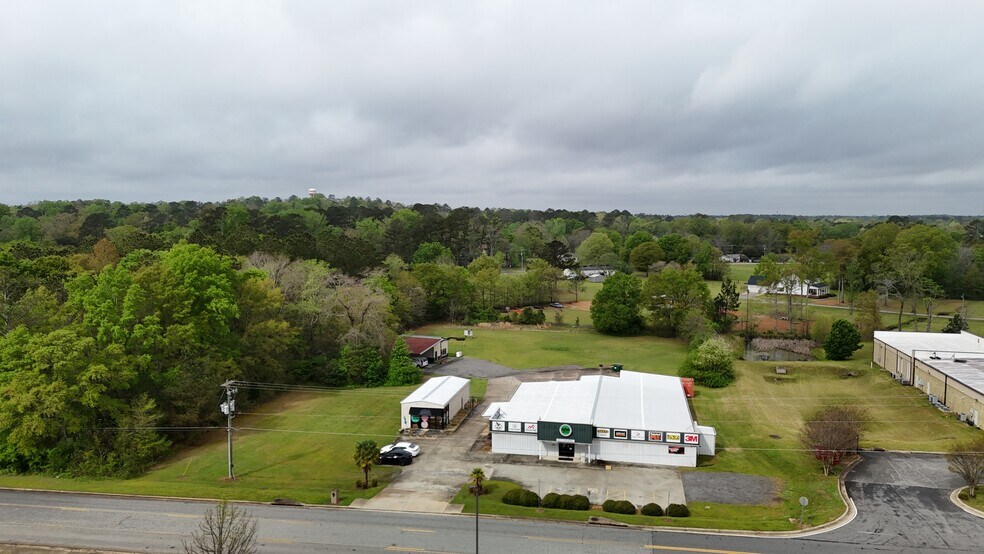 More Photos Of 205 Old Perry Rd, Bonaire General Retail For Sale