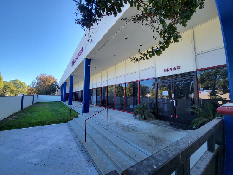 More Photos Of 16960-16988 Gale Ave, City Of Industry Warehouse For Sale