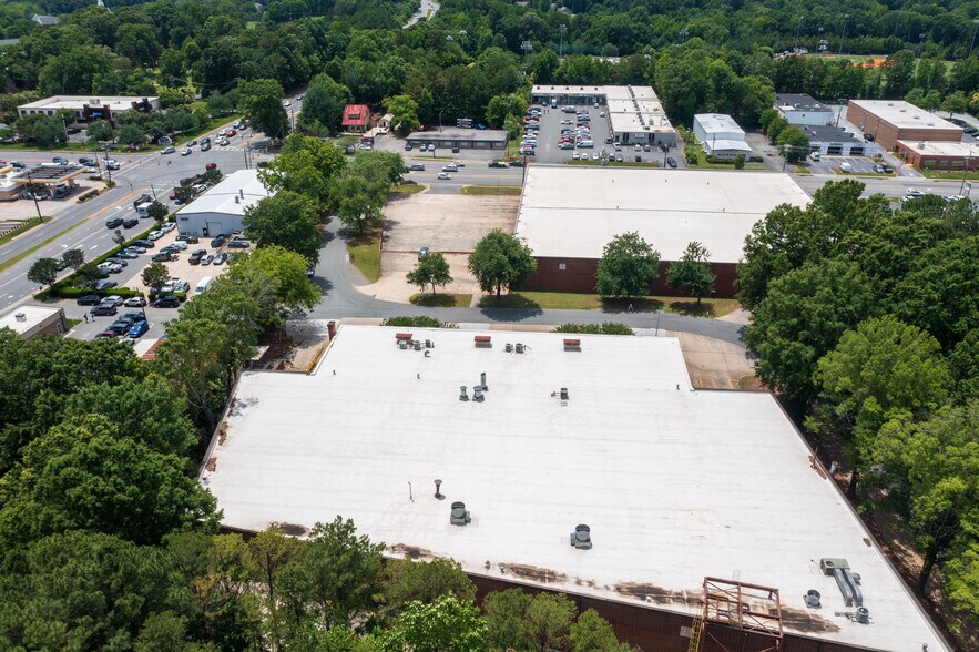 More Photos Of 11135 Monroe Rd, Matthews Distribution For Sale