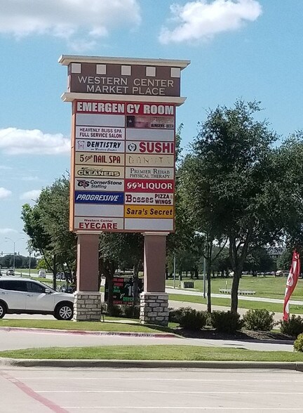 More Photos Of 2740 Western Center Blvd, Fort Worth Storefront For Lease