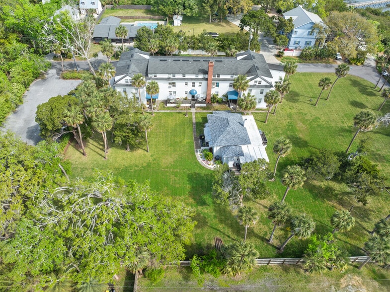 More Photos Of 35 Dufferin St, Saint Augustine Apartments For Sale