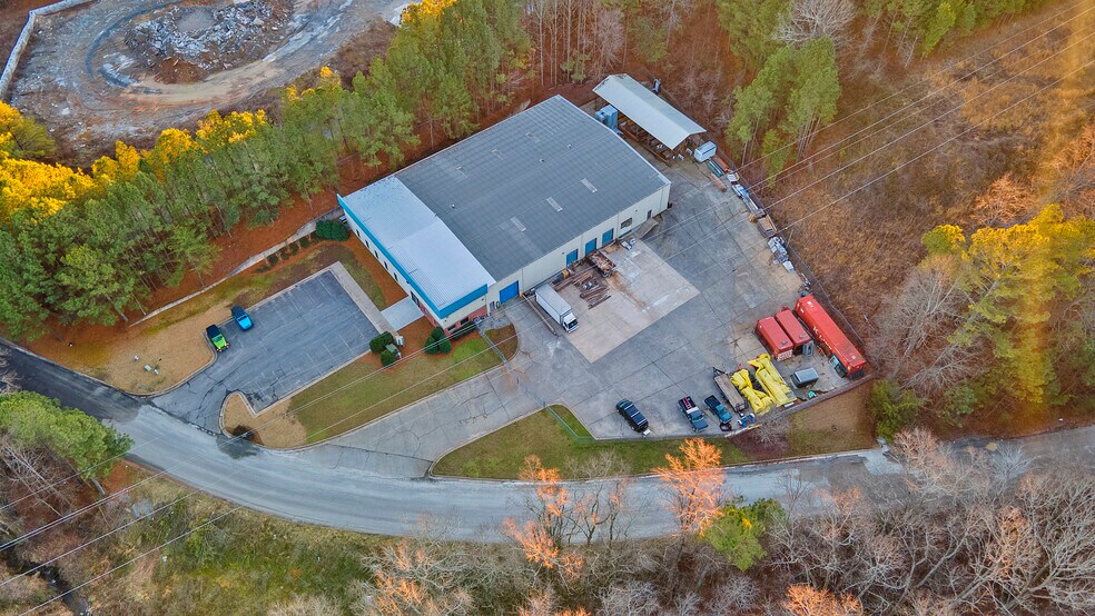 More Photos Of 91 W Hightower Dr, Dawsonville Warehouse For Sale