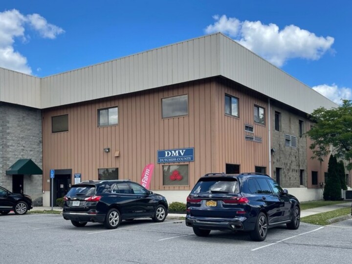 More Photos Of 29 Marshall Rd, Wappingers Falls Office For Lease