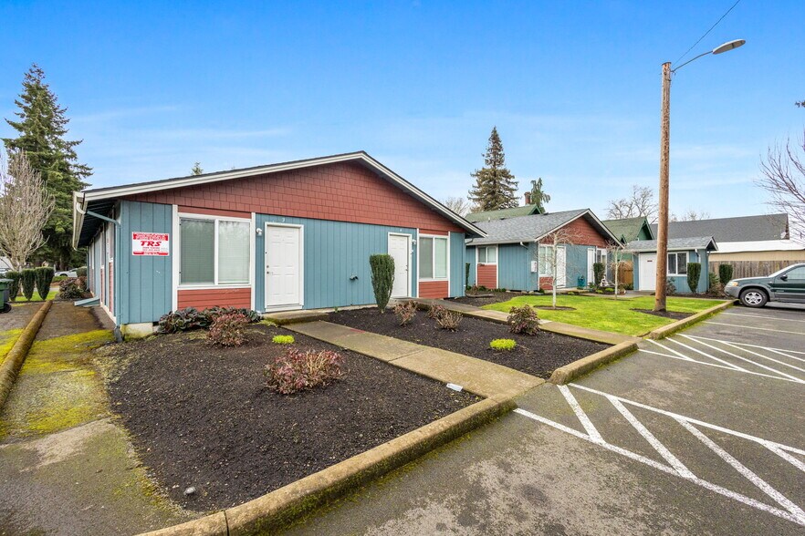 More Photos Of 2585 Lee St SE, Salem Multifamily For Sale