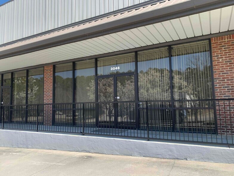 More Photos Of 3046 Matlock Dr NW, Kennesaw Warehouse For Lease