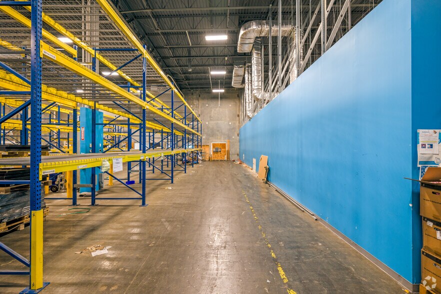 More Photos Of 227 N Route 303, Congers Warehouse For Lease