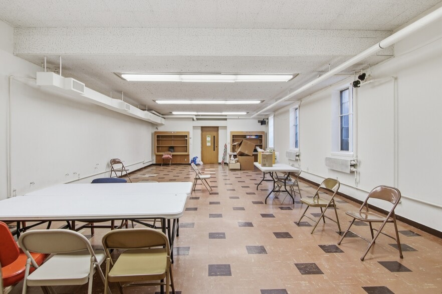 More Photos Of 1115 Greenbrier St, Saint Paul Religious Facility For Sale