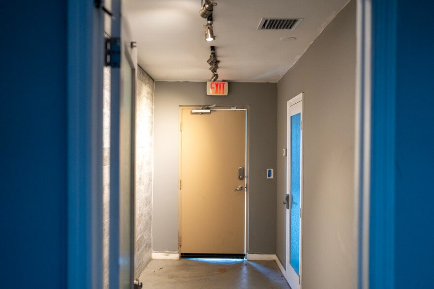 More Photos Of 16300 SW 137th Ave, Miami Warehouse For Sale